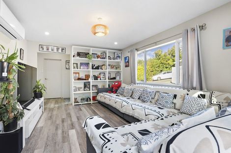 Photo of property in 40h Konini Road, Titirangi, Auckland, 0604