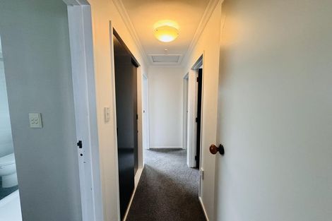 Photo of property in 50 Hillcrest Drive, Kelvin Grove, Palmerston North, 4414