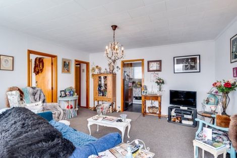 Photo of property in 10 Ashcroft Street, Pirimai, Napier, 4112