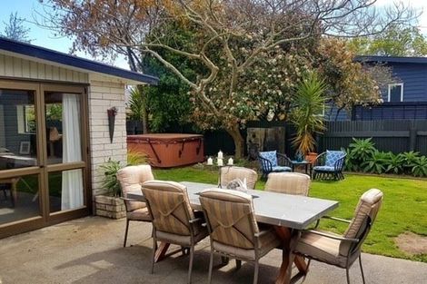 Photo of property in 19 Mcmaster Street, Greytown, 5712