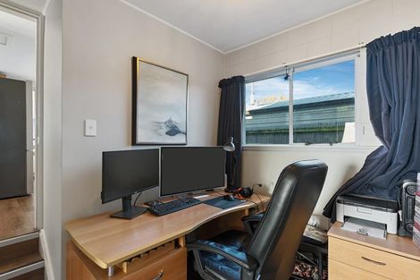 Photo of property in 20 Seymour Street, Hornby, Christchurch, 8042