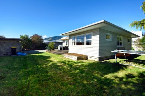 Photo of property in 20 Dickens Street, Stoke, Nelson, 7011