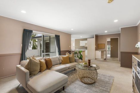 Photo of property in 7 Sandpiper Grove, Unsworth Heights, Auckland, 0632