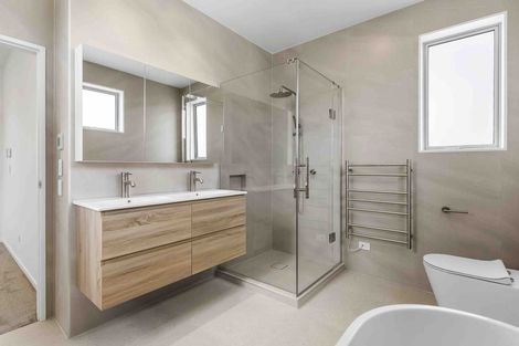 Photo of property in 1a Bernard Street, Papatoetoe, Auckland, 2025