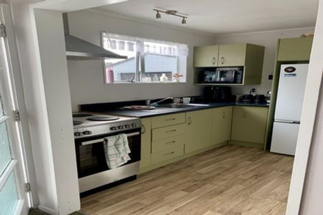 Photo of property in 50b Hartford Crescent, Totara Park, Upper Hutt, 5018