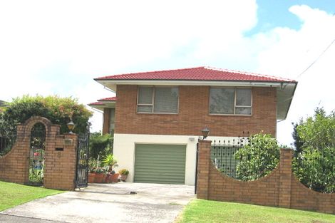 Photo of property in 8 Colwill Road, Massey, Auckland, 0614