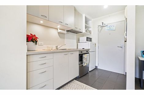 Photo of property in 301/17 Osterley Way, Manukau, Auckland, 2104