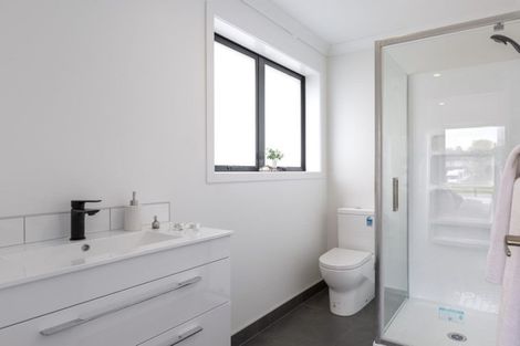 Photo of property in 22 Reidy Place, Pukekohe, 2120