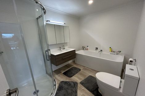 Photo of property in 12 Bluff Road, Kenepuru, Porirua, 5022