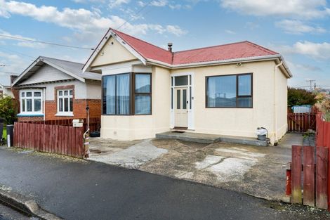 Photo of property in 11 Fawcett Street, South Dunedin, Dunedin, 9012