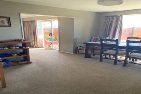 Photo of property in 16 Philomel Street, North New Brighton, Christchurch, 8083