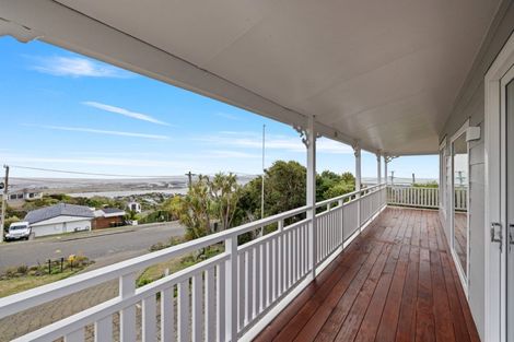 Photo of property in 10 Belleview Terrace, Mount Pleasant, Christchurch, 8081