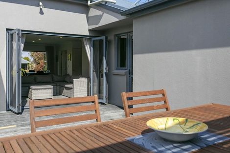 Photo of property in 94 Harvey Street, Waipahihi, Taupo, 3330