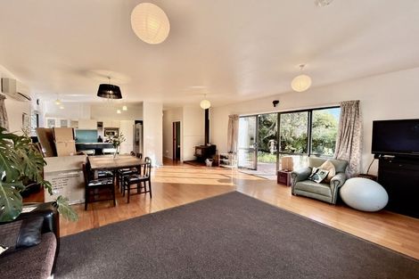 Photo of property in 6 Armstrong Avenue, Saint Martins, Christchurch, 8022