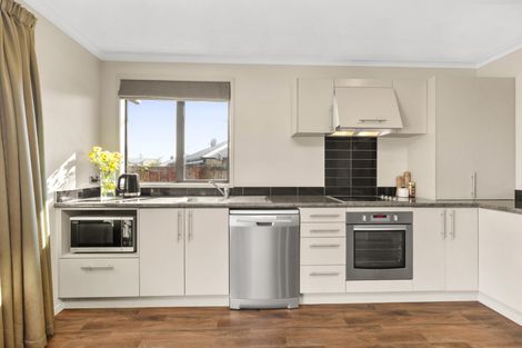 Photo of property in 31u4 Jones Crescent, Melville, Hamilton, 3206