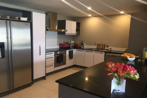Photo of property in 2b4/29 Maunganui Road, Mount Maunganui, 3116