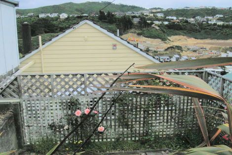 Photo of property in 38 Harland Street, Brooklyn, Wellington, 6021