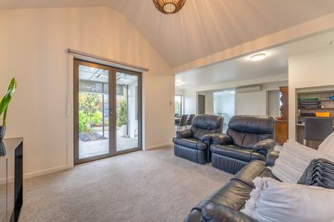 Photo of property in 1/120 Wai-iti Road, Highfield, Timaru, 7910