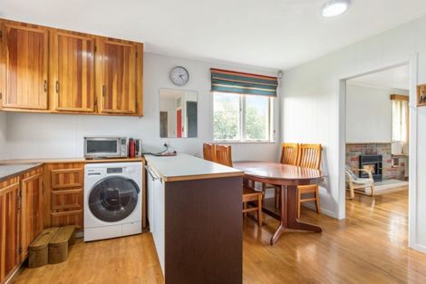 Photo of property in 4 Malmo Place, Massey, Auckland, 0614