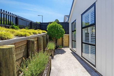 Photo of property in 3 Rockpool Road, Orewa, 0931
