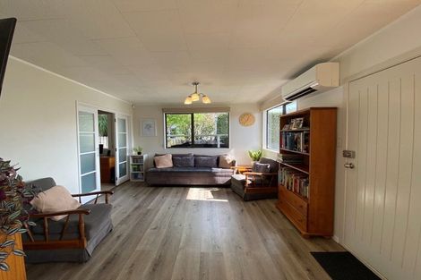 Photo of property in 2/1 Mcintyre Road, Mangere Bridge, Auckland, 2022