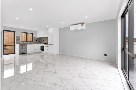 Photo of property in 149c Bucklands Beach Road, Bucklands Beach, Auckland, 2012