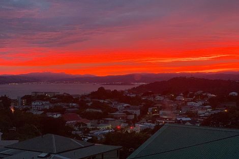 Photo of property in 77 Todman Street, Brooklyn, Wellington, 6021