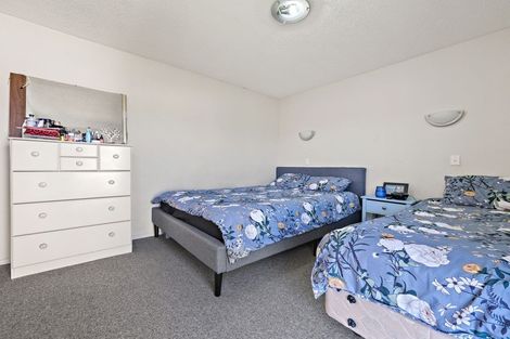 Photo of property in 33j Peverel Street, Riccarton, Christchurch, 8011