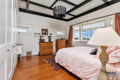 Photo of property in 12 Birkley Road, Bayswater, Auckland, 0622