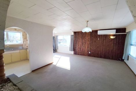 Photo of property in 51 Bodi Place, Te Atatu South, Auckland, 0610