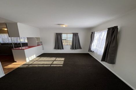 Photo of property in 16 Goldnib Place, Randwick Park, Auckland, 2105