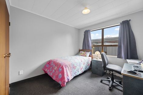 Photo of property in 90 Freyberg Avenue, Tamatea, Napier, 4112