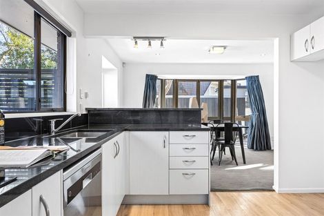 Photo of property in 278 Memorial Avenue, Burnside, Christchurch, 8053