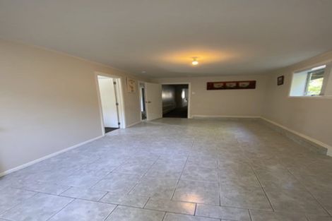 Photo of property in 70 Eskdale Road, Birkdale, Auckland, 0626