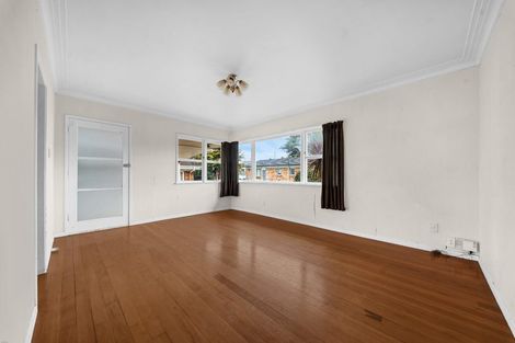 Photo of property in 2/62 Great South Road, Papakura, 2110