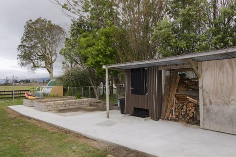 Photo of property in 22 Snodgrass Road, Westport, 7892