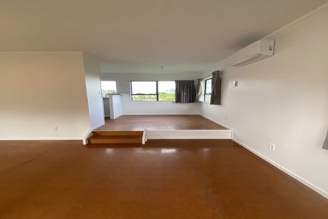 Photo of property in 19 Ian Sage Avenue, Torbay, Auckland, 0630
