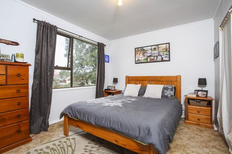 Photo of property in 13 Luanda Drive, Ranui, Auckland, 0612