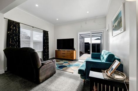 Photo of property in 54 Cloten Road, Stratford, 4332