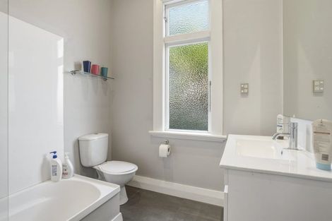 Photo of property in 185 Kenmure Road, Kenmure, Dunedin, 9011