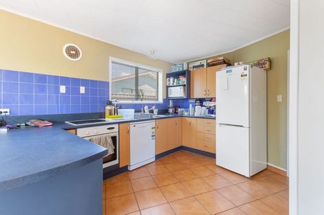 Photo of property in 70 Fergusson Street, Stoke, Nelson, 7011