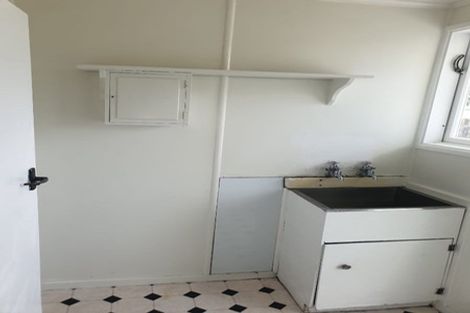 Photo of property in 44 Landon Avenue, Mangere East, Auckland, 2024