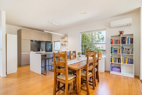 Photo of property in 75 Saddleback Grove, Karori, Wellington, 6012