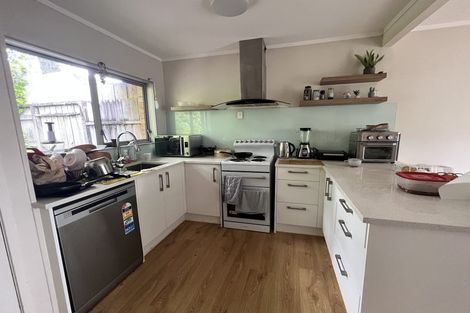 Photo of property in 3/89 Birkdale Road, Birkdale, Auckland, 0626