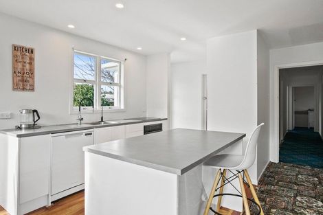 Photo of property in 77 Ngamotu Road, Spotswood, New Plymouth, 4310