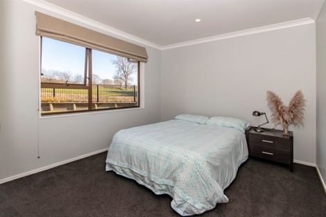 Photo of property in 9 Gilmour Place, Taradale, Napier, 4112