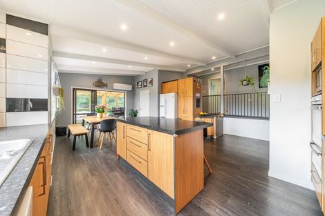 Photo of property in 17 Seymour Grove, Kingsley Heights, Upper Hutt, 5018