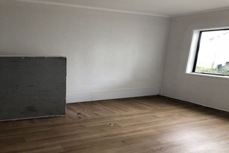 Photo of property in 621 Massey Road, Mangere, Auckland, 2022