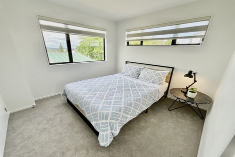 Photo of property in 4/241 Don Buck Road, Massey, Auckland, 0614
