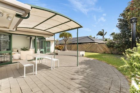 Photo of property in 94 Santa Monica Drive, Papamoa Beach, Papamoa, 3118
